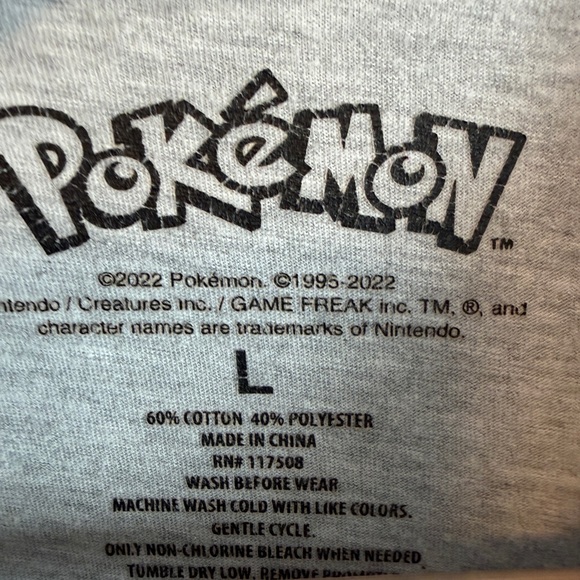 Pokemon Gray T-Shirt with Yellow Sequin Flip Pikachu Design - Picture 4 of 5